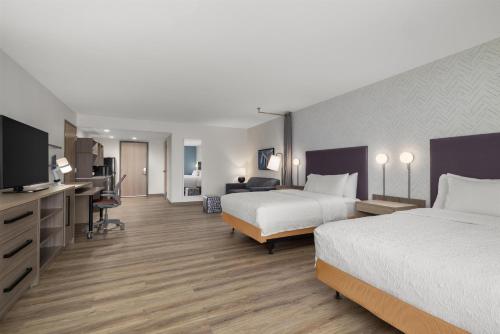 home2 suites by hilton muncie