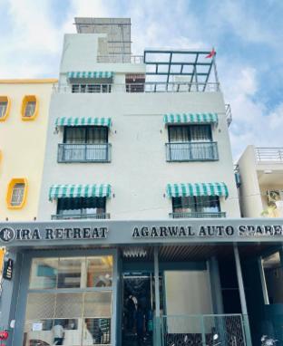 ira retreat varanasi