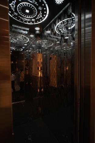 ira retreat varanasi