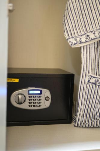 Ira Retreat Varanasi,,3 star