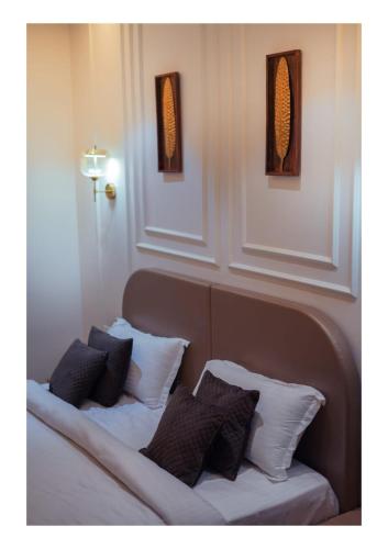 ira retreat varanasi