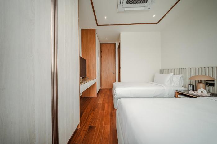 the ozone residences bangtao