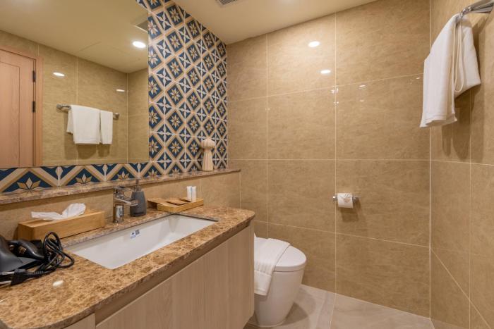 the ozone residences bangtao