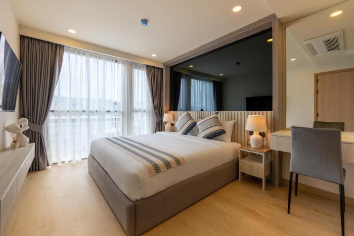 the ozone residences bangtao