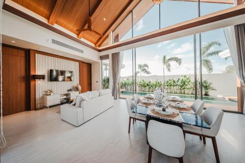 the ozone residences bangtao