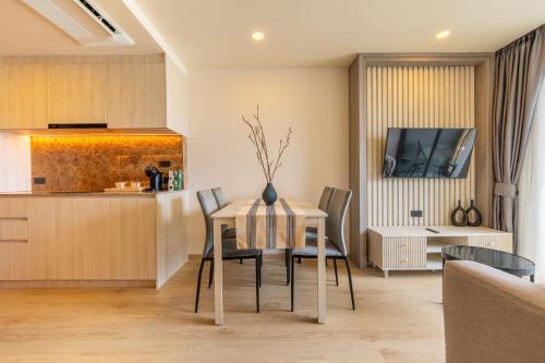 the ozone residences bangtao