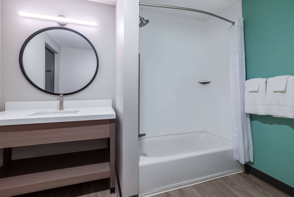 echo suites extended stay by wyndham phoenix peoria glendale