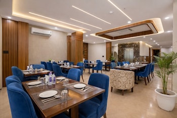 hotel urban royale near igi airport
