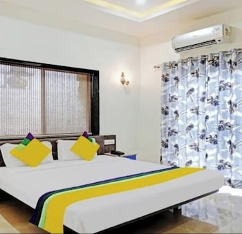 the gren villa valley view