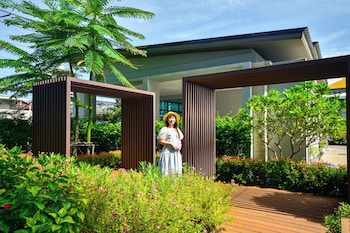 the kite hotel bangsaen by koko