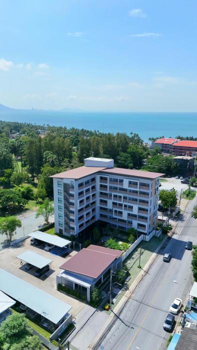 the kite hotel bangsaen by koko
