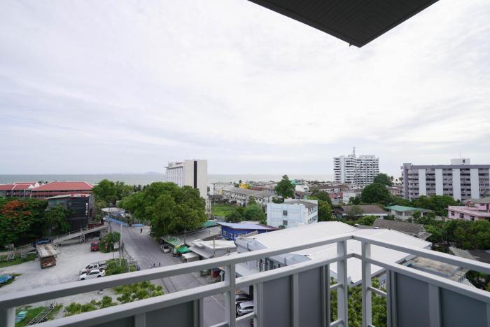 the kite hotel bangsaen by koko