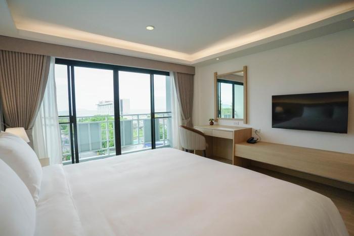 the kite hotel bangsaen by koko