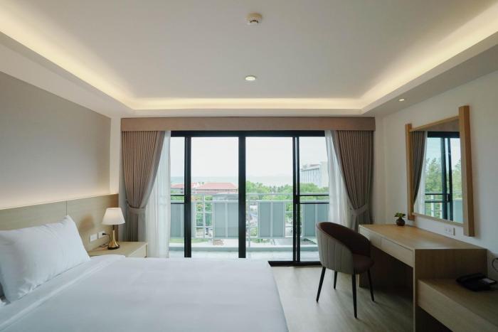the kite hotel bangsaen by koko