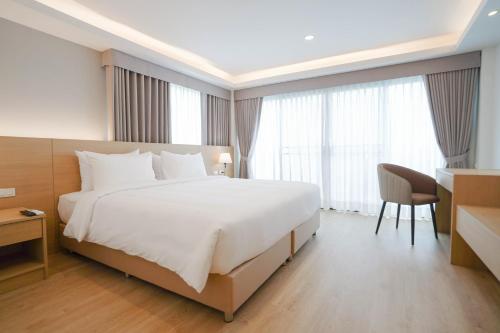 the kite hotel bangsaen by koko