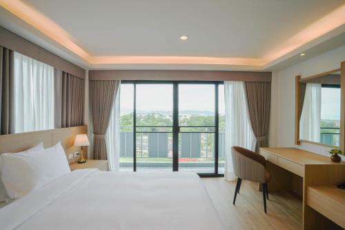 the kite hotel bangsaen by koko