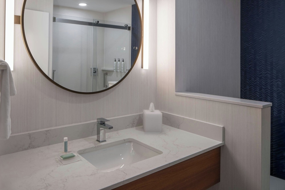 fairfield by marriott inn and suites surprise prasada