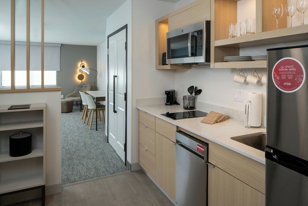 towneplace suites by marriott surprise prasada