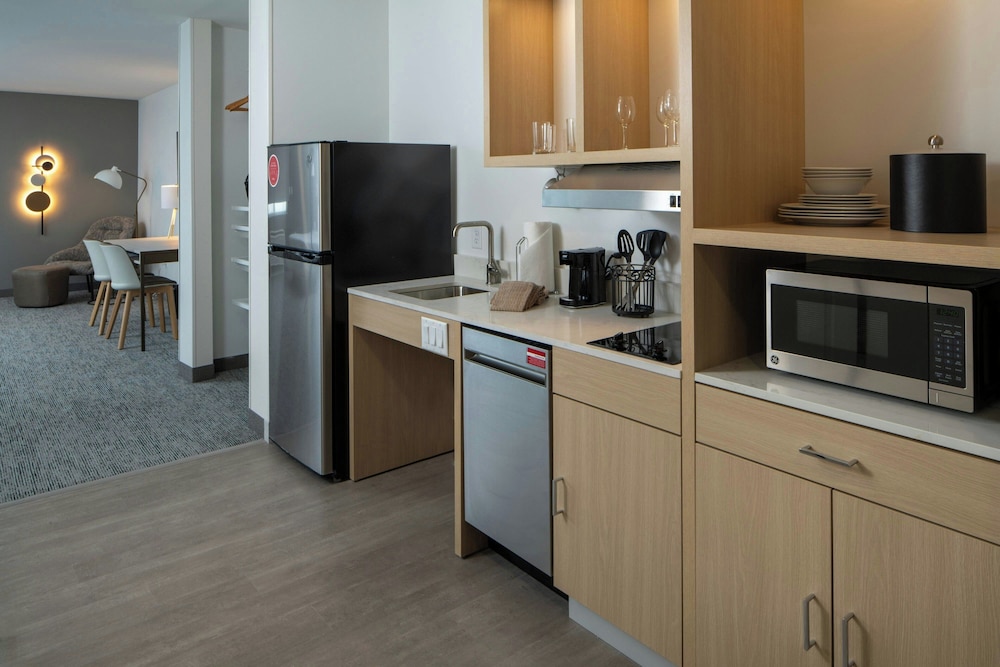 towneplace suites by marriott surprise prasada
