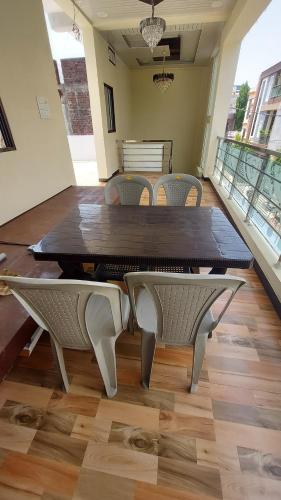 hotel mahamrityunjay palace