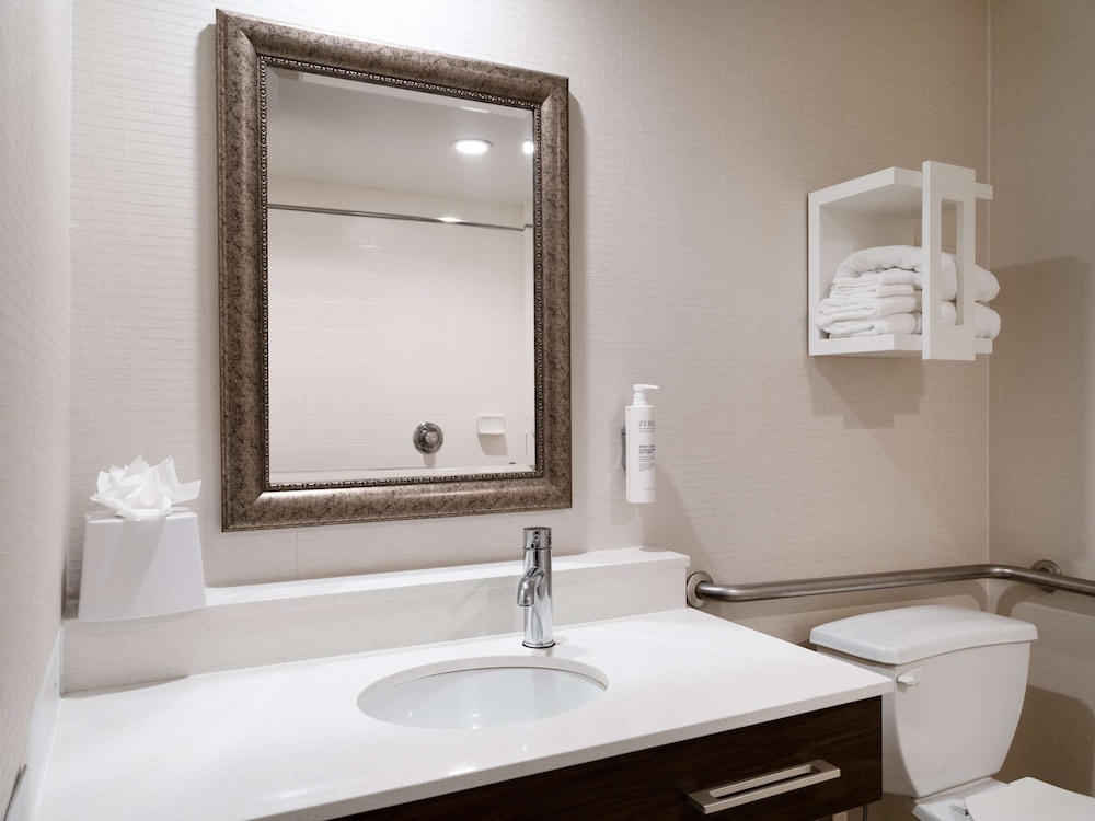 hampton inn peachtree corners norcross