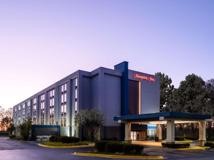 hampton inn peachtree corners norcross