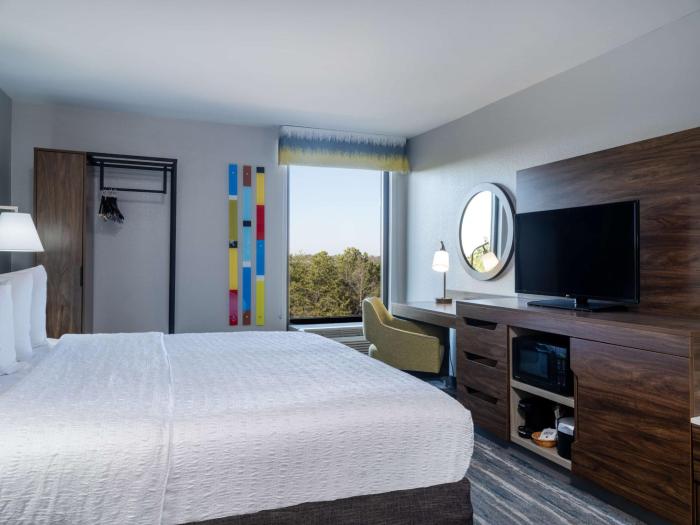 hampton inn peachtree corners norcross