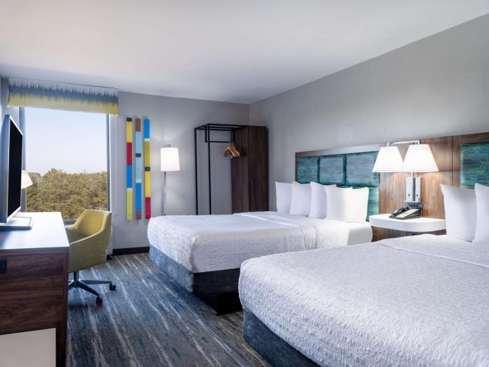 hampton inn peachtree corners norcross