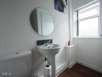 bucknall lodge family room 4 hanley