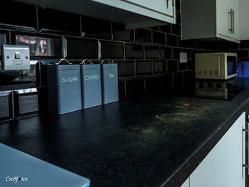 Bucknall Lodge Family Room 4 Hanley,,2 star