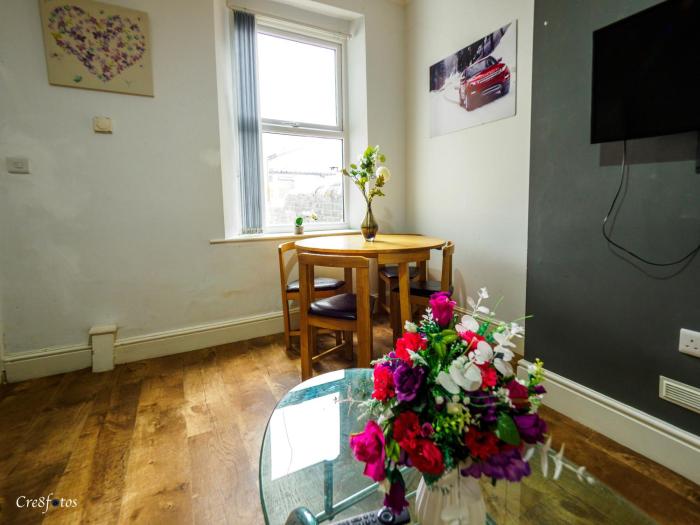 bucknall lodge family room 4 hanley