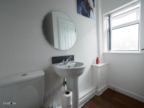 bucknall lodge family room 4 hanley