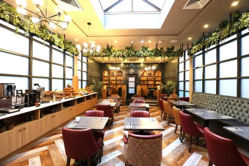 the maiden city hotel