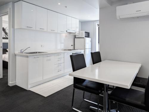 apartments on chapman