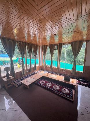 the pahadi soul stay and cafe