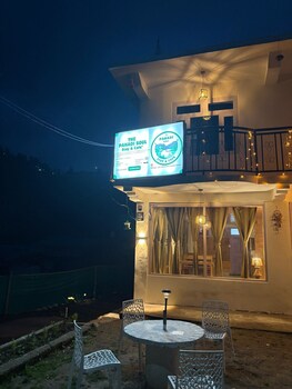 the pahadi soul stay and cafe
