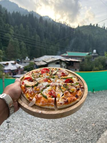 the pahadi soul stay and cafe