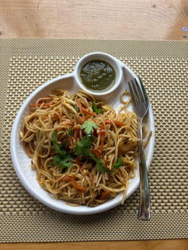 the pahadi soul stay and cafe