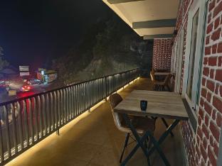 hotel kempty retreat