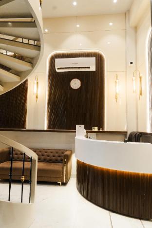 Hotel Rk Heights,,3 star