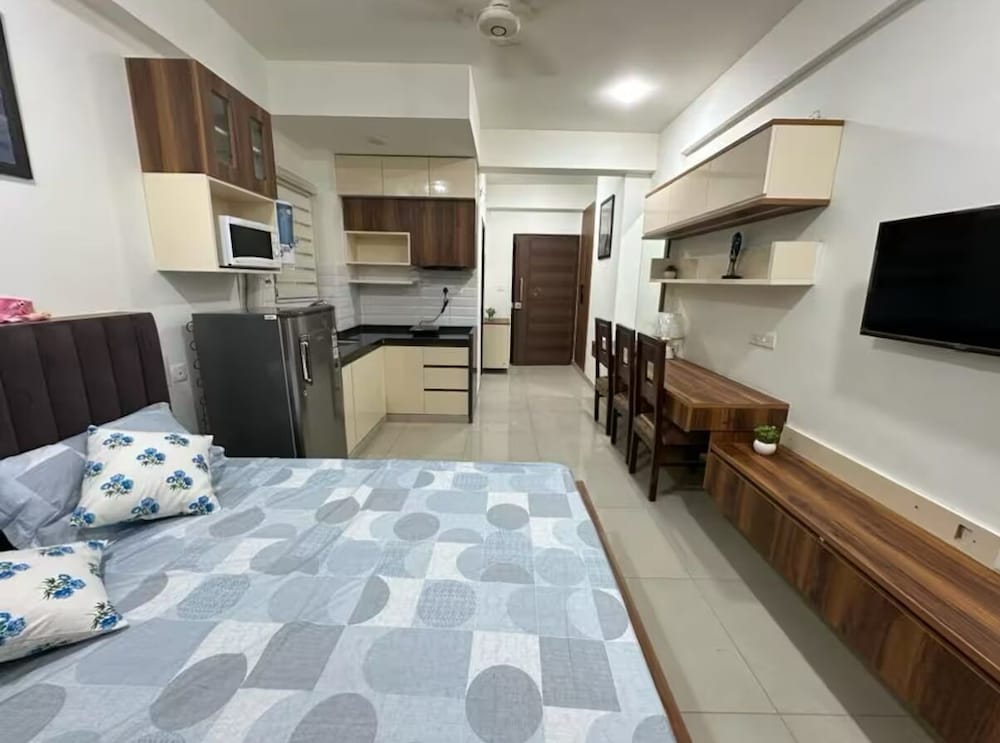 ashadeep rainbow studios