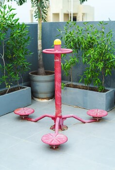 ashadeep rainbow studios