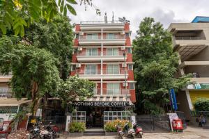 staybird azure suites business hotel