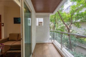 staybird azure suites business hotel