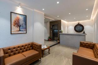 staybird azure suites business hotel