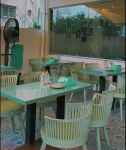 staybird azure suites business hotel