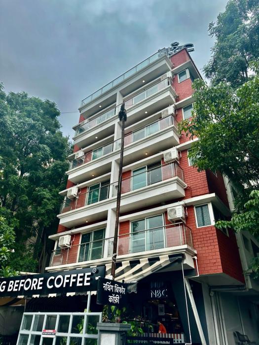 staybird azure suites business hotel