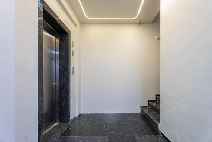 staybird azure suites business hotel