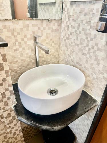 staybird azure suites business hotel