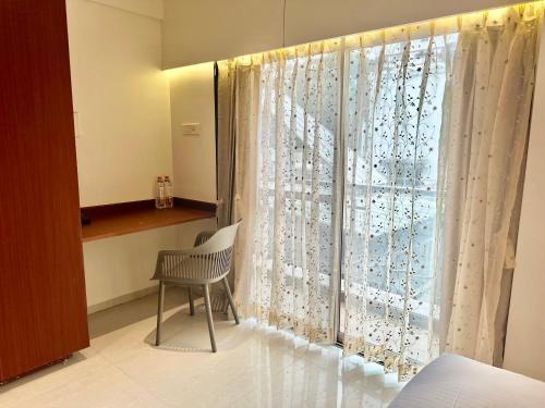 staybird azure suites business hotel